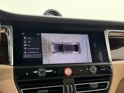 Certified 2023 Porsche Macan S AWD/4WD image 46