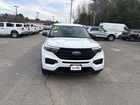 Used 2021 Ford Explorer 4WD image 2