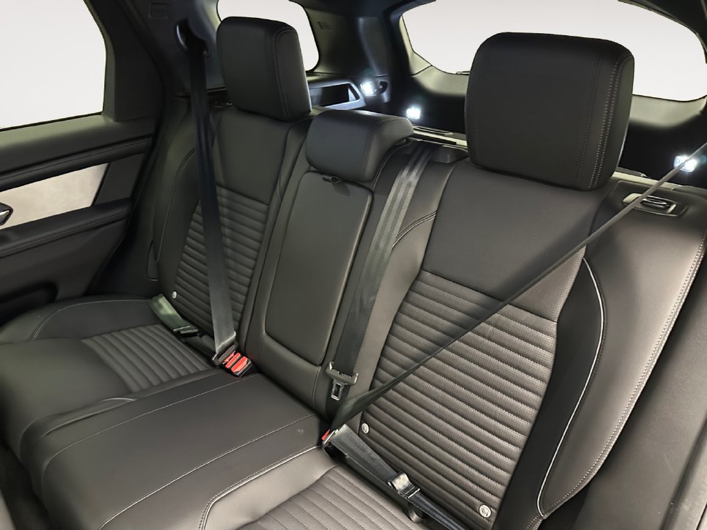 New 2026 Land Rover Discovery Sport Landmark AWD/4WD image 13