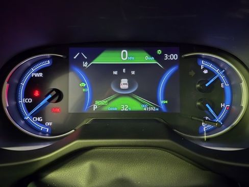 Used 2024 Toyota RAV4 XLE image 20