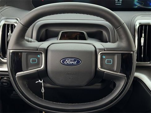 New 2025 Ford Expedition Max Platinum w/ Driver's Package image 12