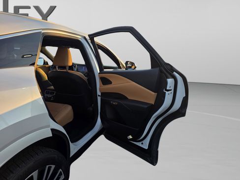 Used 2024 Lexus RX 350 Premium Plus w/ Convenience Package image 22