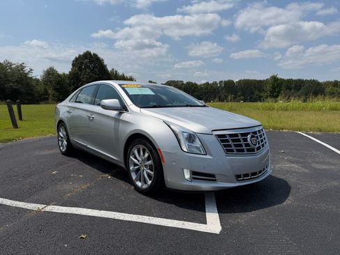 Used 2014 Cadillac XTS Premium FWD image 1