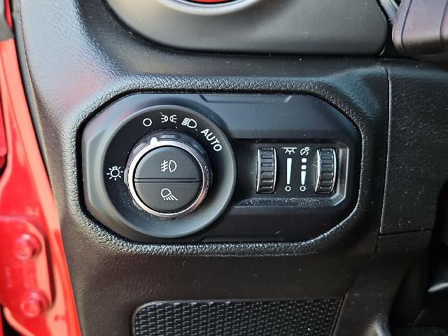 Used 2022 Jeep Gladiator Sport AWD/4WD image 25