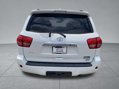 Used 2012 Toyota Sequoia Platinum AWD/4WD image 11