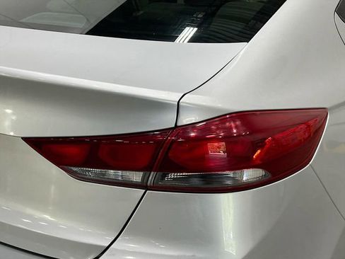 Used 2018 Hyundai Elantra SEL image 41