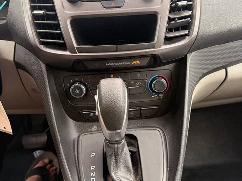 Used 2022 Ford Transit Connect XLT FWD image 14