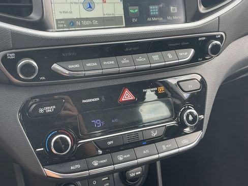 Used 2018 Hyundai Ioniq Limited image 8