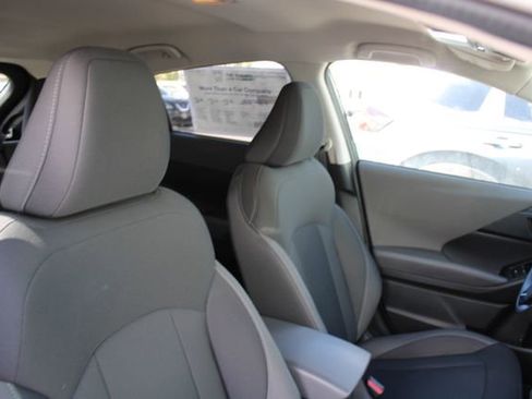 Used 2026 Subaru Crosstrek 2.0i Premium image 19