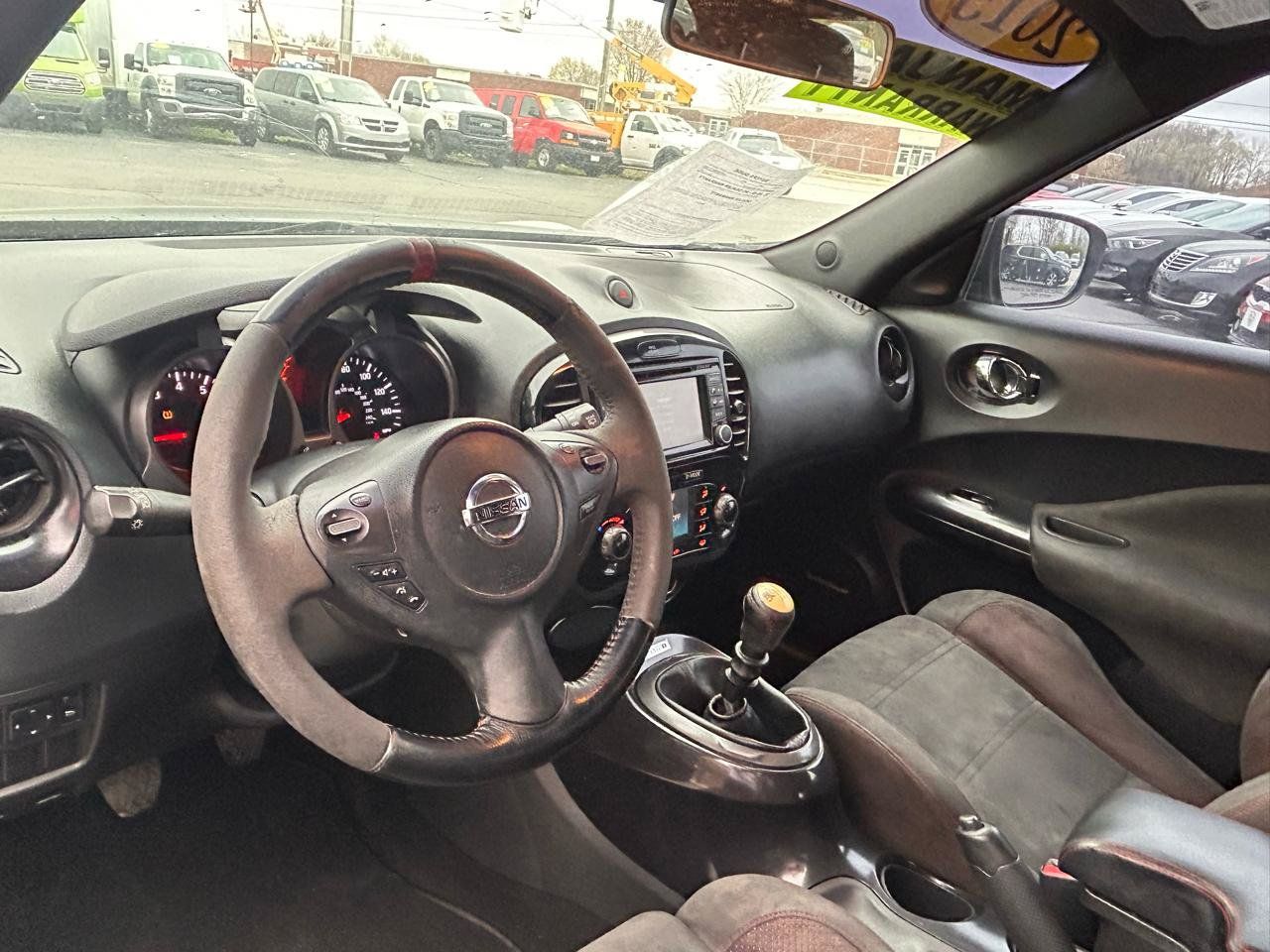 Used 2015 Nissan Juke NISMO FWD image 20