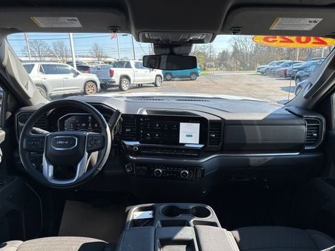 Used 2025 GMC Sierra 1500 Elevation AWD/4WD image 24