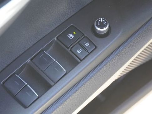 Used 2024 Toyota Camry XSE FWD image 19