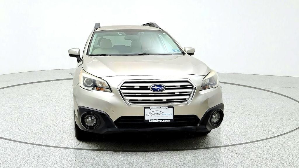 Used 2016 Subaru Outback 2.5i Premium AWD/4WD image 2