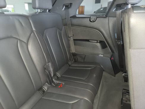 Used 2017 Audi Q7 3.0T Prestige AWD/4WD image 30