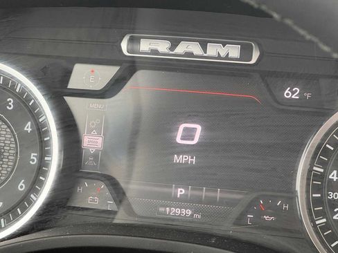 Used 2025 RAM 1500 Big Horn AWD/4WD image 16