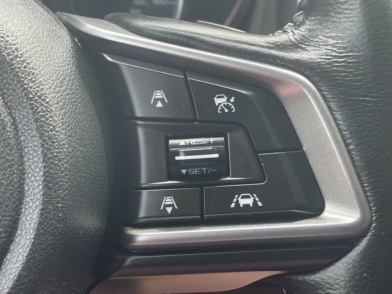 Used 2019 Subaru Ascent Limited w/ Popular Package #3 AWD/4WD image 15