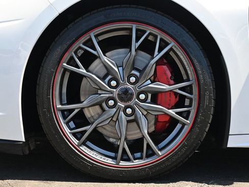 Used 2023 Chevrolet Corvette Stingray Premium Cpe w/ Z51 Performance Package RWD image 9
