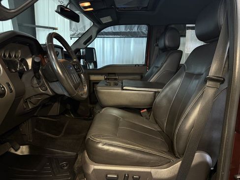 Used 2015 Ford F250 Lariat w/ Lariat Ultimate Package AWD/4WD image 19