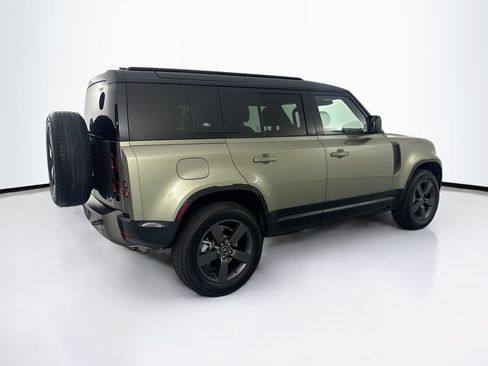 Used 2023 Land Rover Defender 110 X-Dynamic SE AWD/4WD image 5