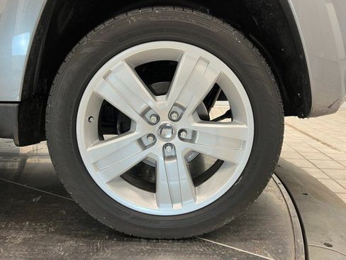 Used 2012 Jeep Liberty Limited Jet w/ Comfort/Convenience Group image 38