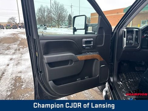 Used 2014 Chevrolet Silverado 1500 LTZ image 11