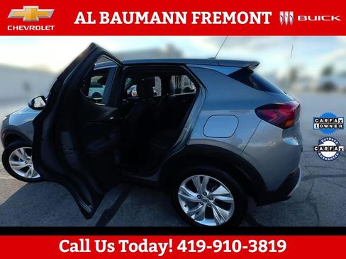 Used 2025 Buick Encore GX Preferred image 2