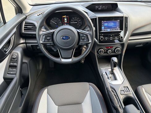 Used 2022 Subaru Crosstrek 2.0i Premium w/ Popular Package #2 AWD/4WD image 9