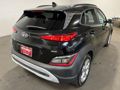 Used 2022 Hyundai Kona SEL w/ Convenience Package AWD/4WD image 3