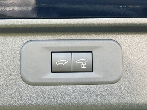 Used 2026 Toyota Grand Highlander AWD Hybrid image 32