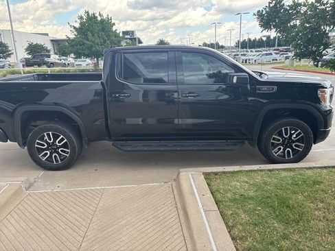 Used 2022 GMC Sierra 1500 AT4 w/ AT4 Premium Package AWD/4WD image 5