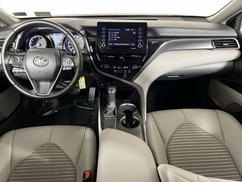 Used 2022 Toyota Camry SE FWD image 22