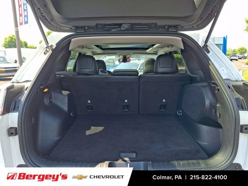 Used 2021 Jeep Cherokee Trailhawk w/ Sun, Sound & Nav Group AWD/4WD image 32