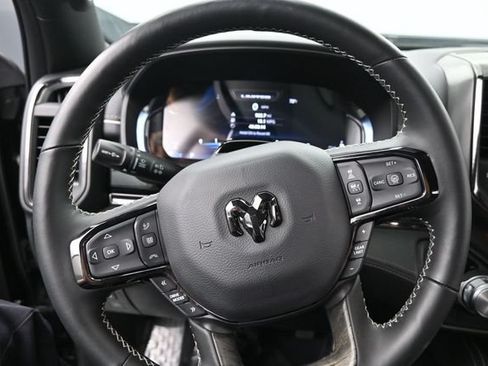 Used 2025 RAM 1500 Limited AWD/4WD image 11