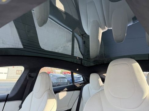 Used 2020 Tesla Model S AWD image 19