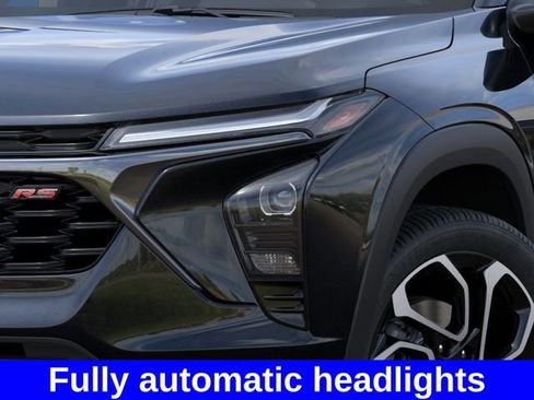New 2026 Chevrolet Trax RS w/ Sunroof Package FWD image 11