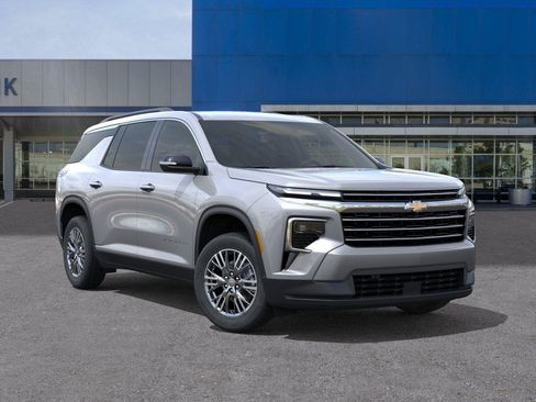New 2026 Chevrolet Traverse LT FWD image 7
