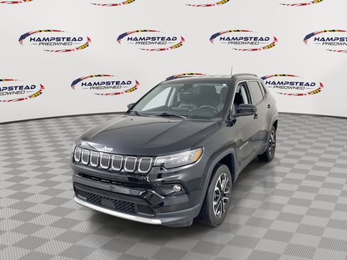 Used 2022 Jeep Compass Limited image 1