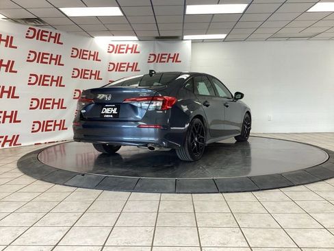 Used 2023 Honda Civic Sport image 7