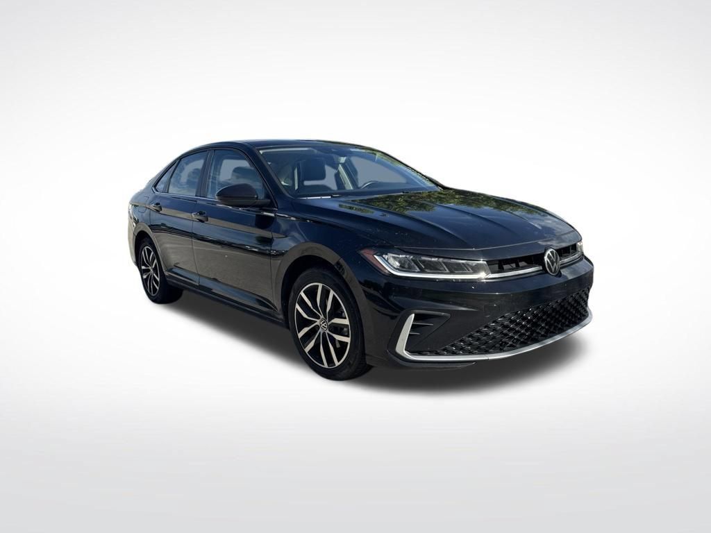 Used 2025 Volkswagen Jetta SE FWD image 2