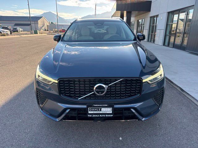 Used 2023 Volvo XC60 B5 Plus w/ Protection Package Premier AWD/4WD image 2
