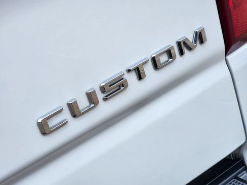 Used 2023 Chevrolet Silverado 1500 Custom Trail Boss AWD/4WD image 12