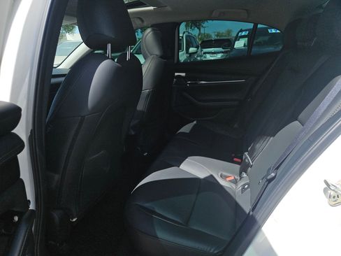 Used 2023 MAZDA MAZDA3 s FWD image 21