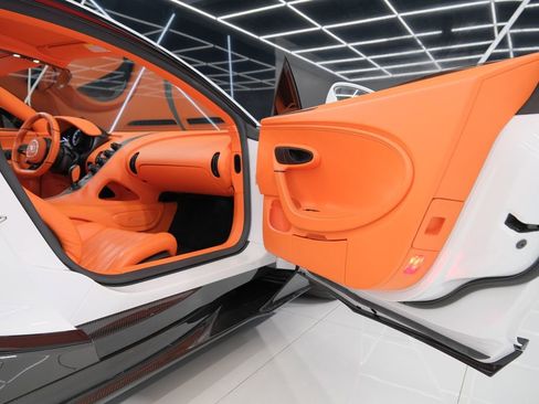 Used 2022 Bugatti Chiron Pur Sport image 61