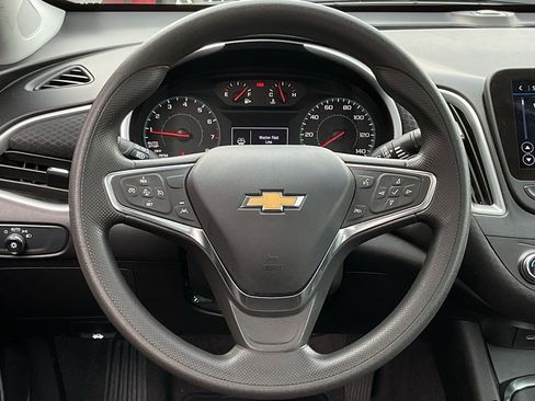 Used 2024 Chevrolet Malibu LT image 20