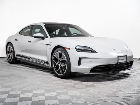 Certified 2025 Porsche Taycan w/ Premium Package RWD image 8