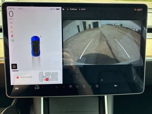 Used 2021 Tesla Model Y Long Range AWD/4WD image 11
