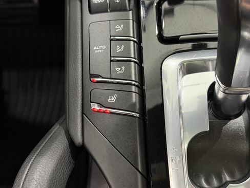 Used 2013 Porsche Cayenne AWD/4WD image 37