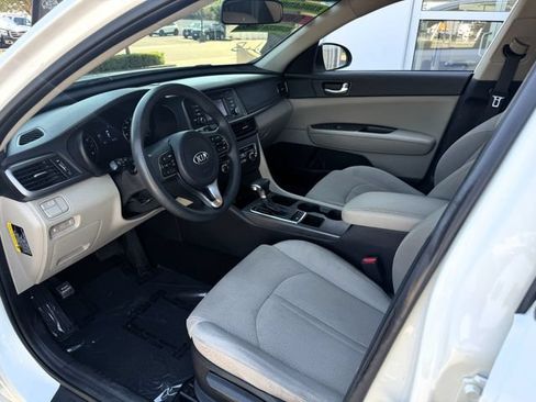 Used 2016 Kia Optima LX FWD image 13