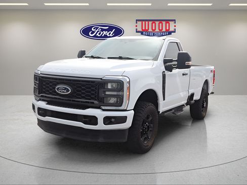 Used 2023 Ford F250 XL w/ STX Appearance Package AWD/4WD image 7