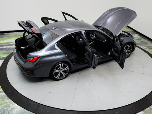 Used 2020 BMW 330i Sedan w/ Convenience Package RWD image 40